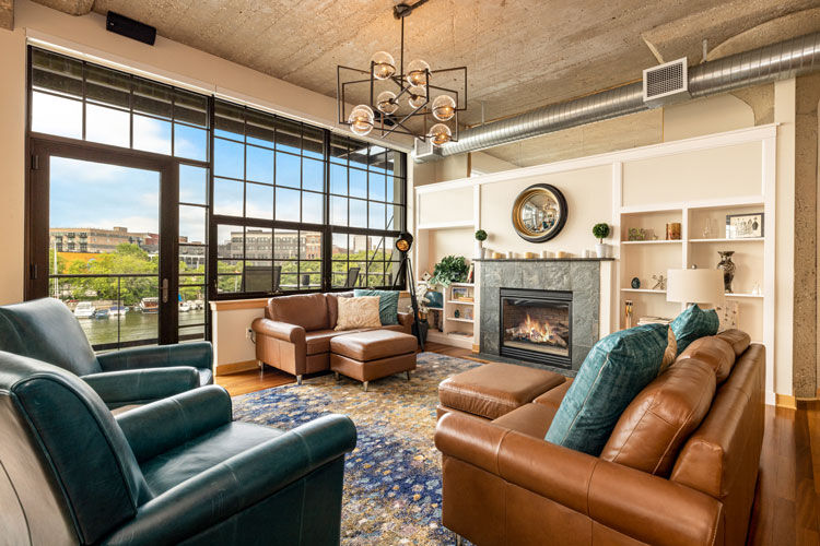 LuxuryHome_DTCondo_fireplace-view.jpg